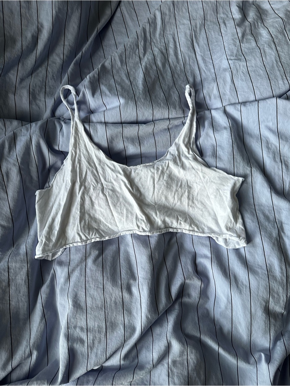 Zara White Casual Tee with Subtle Stripe Detail